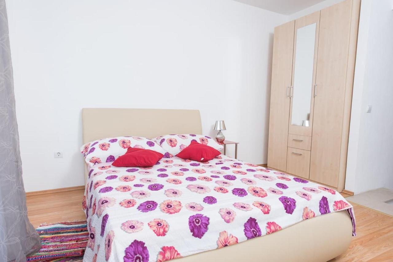 Apartments Dzeki 스플리트 외부 사진